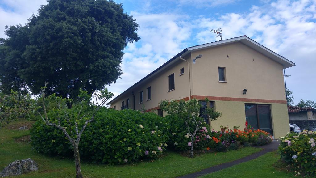 Hotel La Encina Celorio