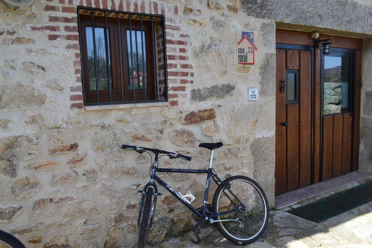 La Fuente y El Pilón