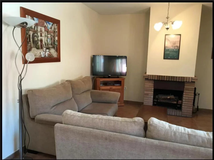 Casa Rural de las Escuelas I y II